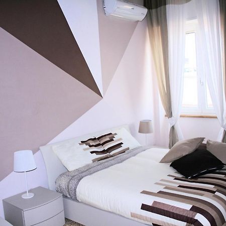 Apartament La Casa Di Giulia Caserta Zewnętrze zdjęcie