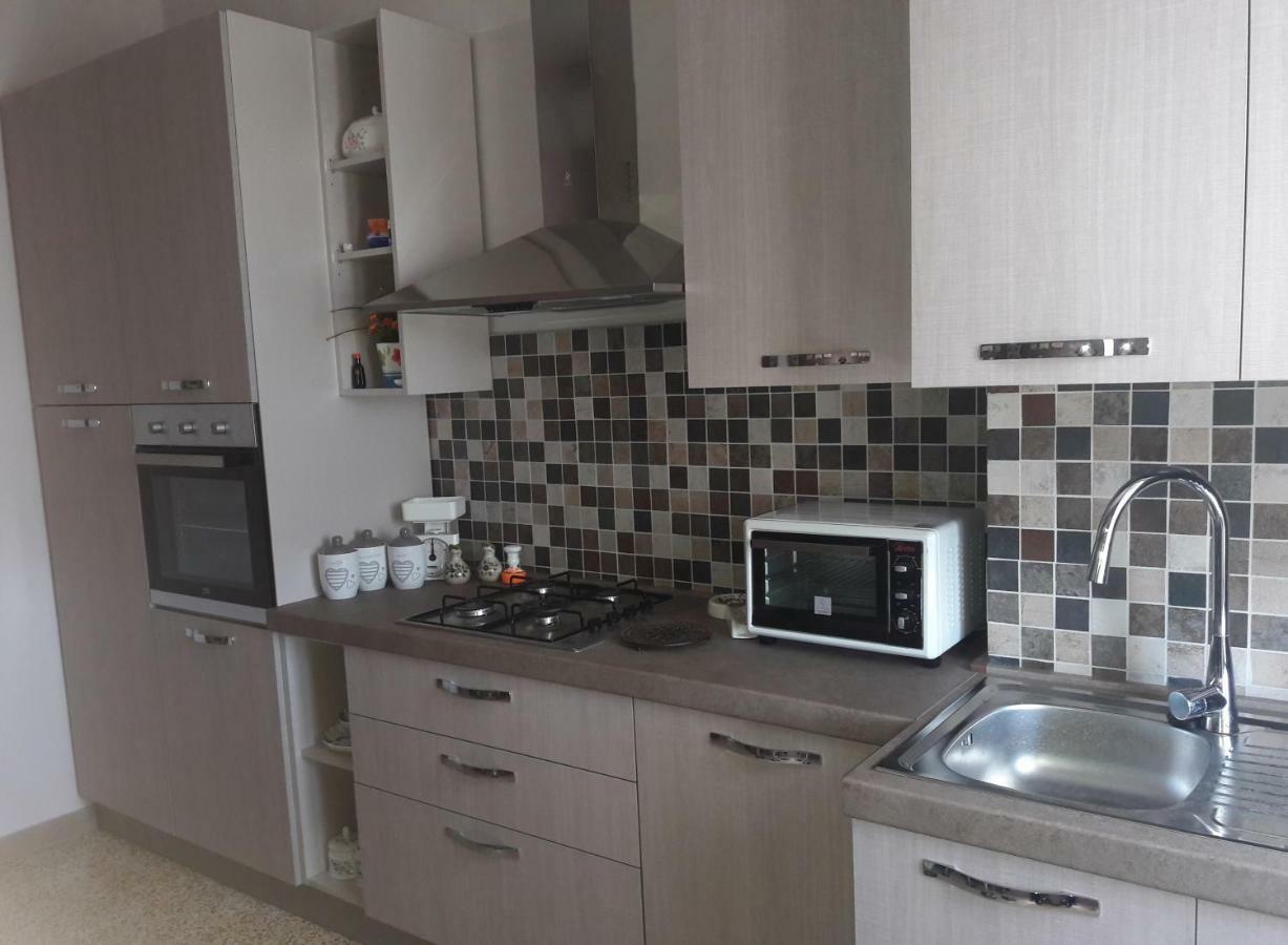 Apartament La Casa Di Giulia Caserta Zewnętrze zdjęcie